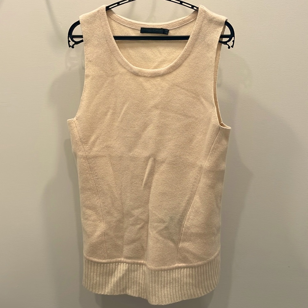 Donna Karan knit top 100% cashmere worn once size Petite